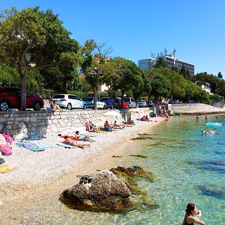 Апартаменти Branko Fabijanic Front Row By The Sea Селце Екстер'єр фото
